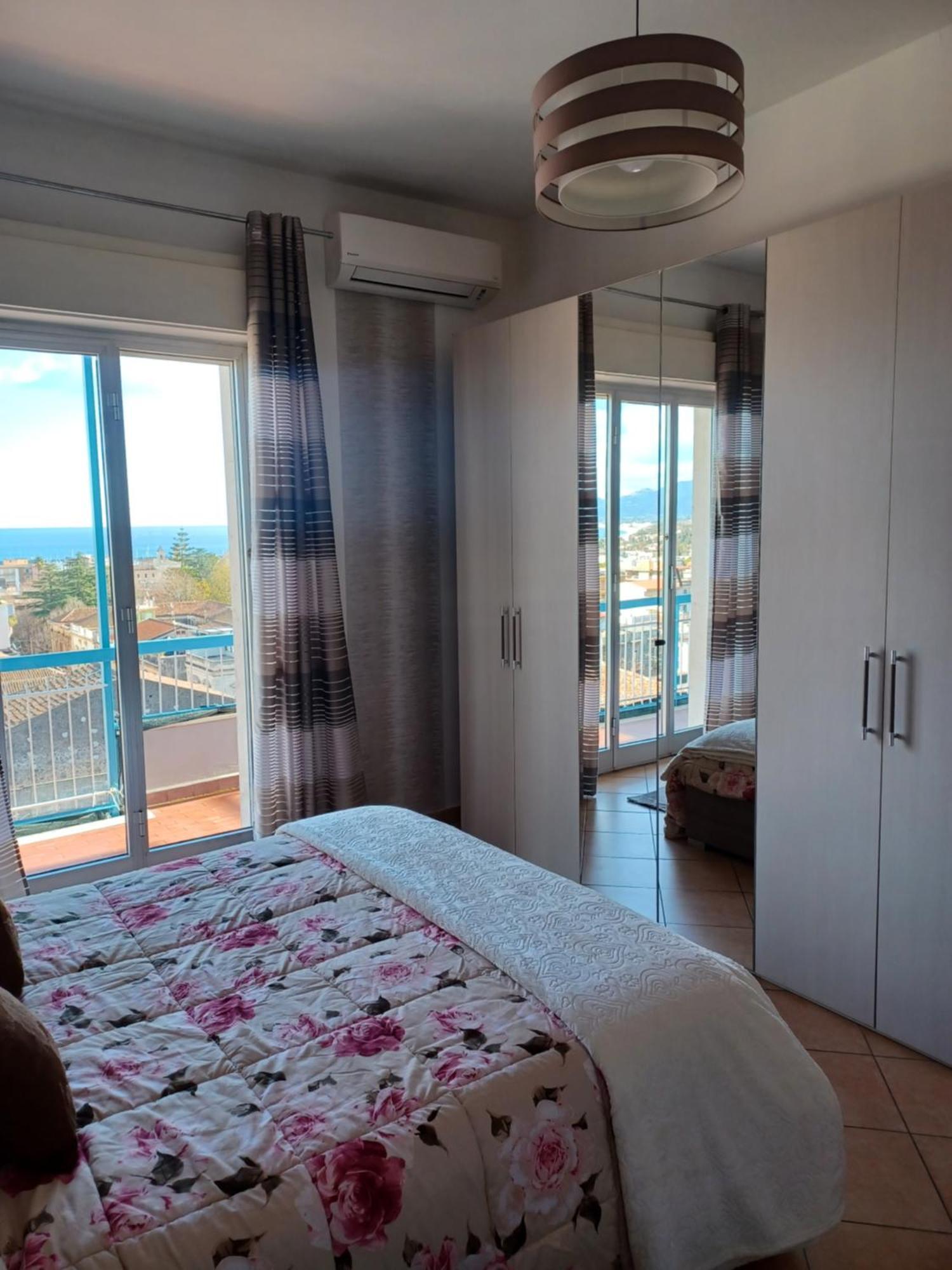 Casa Donna Rosaria Tra Etna E Taormina Apartment Riposto Exterior photo
